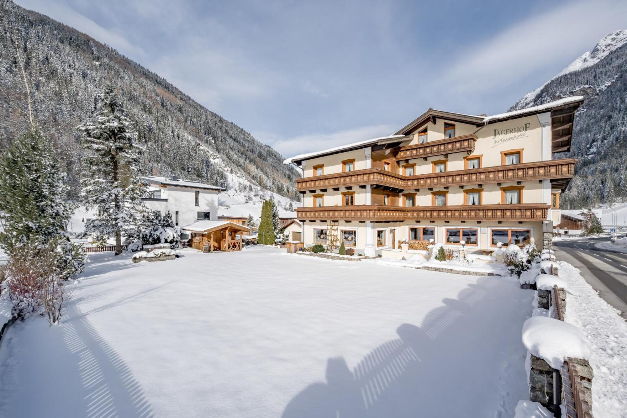 Hotel Jaegerhof Kaunertal Exterior photo